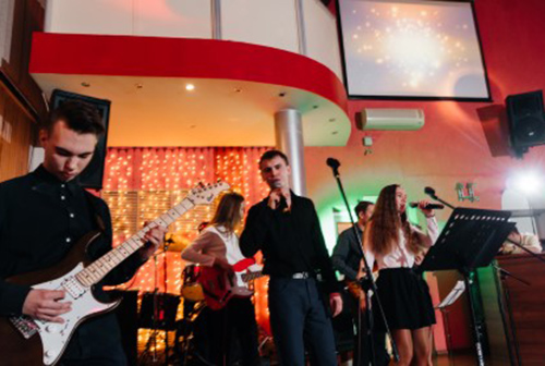 ВИА «Impulse.band» выступил с дебютным концертом