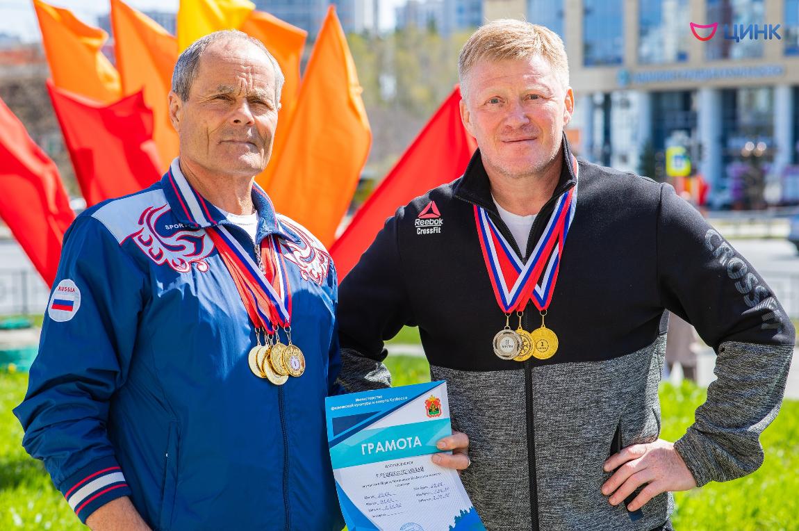 Кольцовцы — герои чемпионата по зимнему плаванию