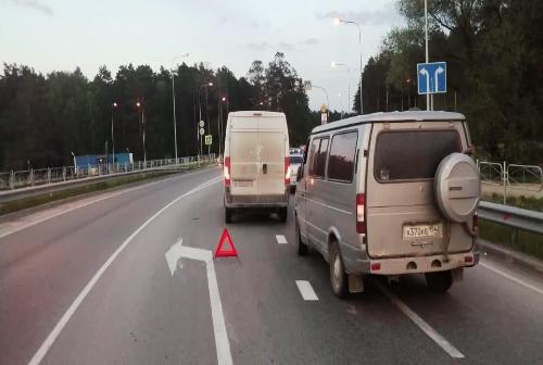 За выходные в Кольцово произошло 3 аварии