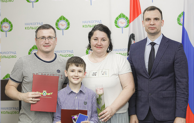 Юного служителя Мельпомены поблагодарили в Кольцово