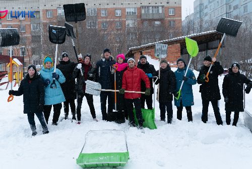 «Снежный десант» помог детскому саду «Егорка» очистить территорию