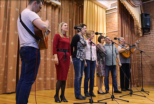 Выпускники КСП «Свечи» встретились на одной сцене (Видео)