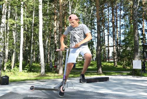 В Кольцово открылся скейт-парк