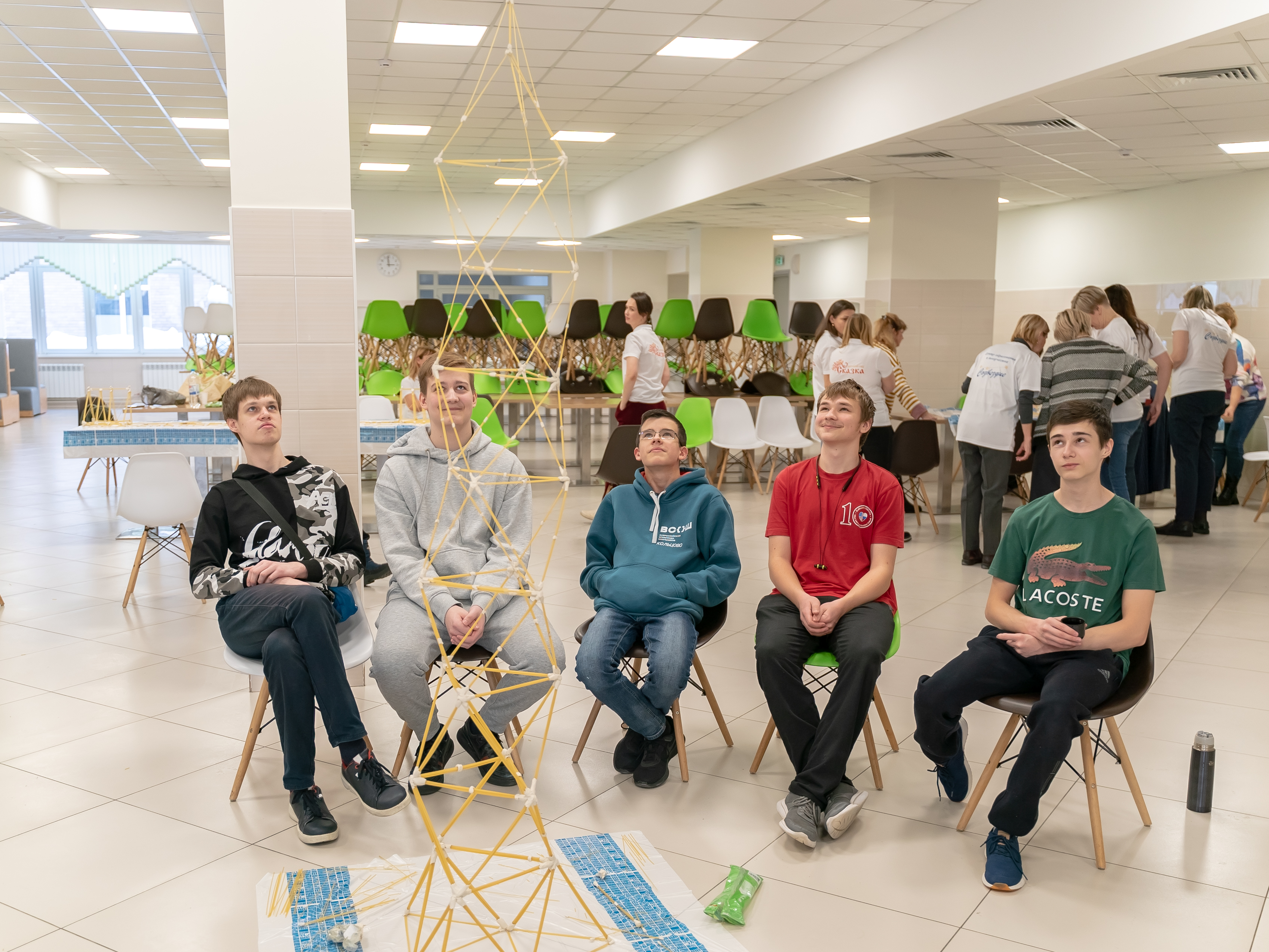 В наукограде прошел конкурс «Башни и мосты Кольцово»