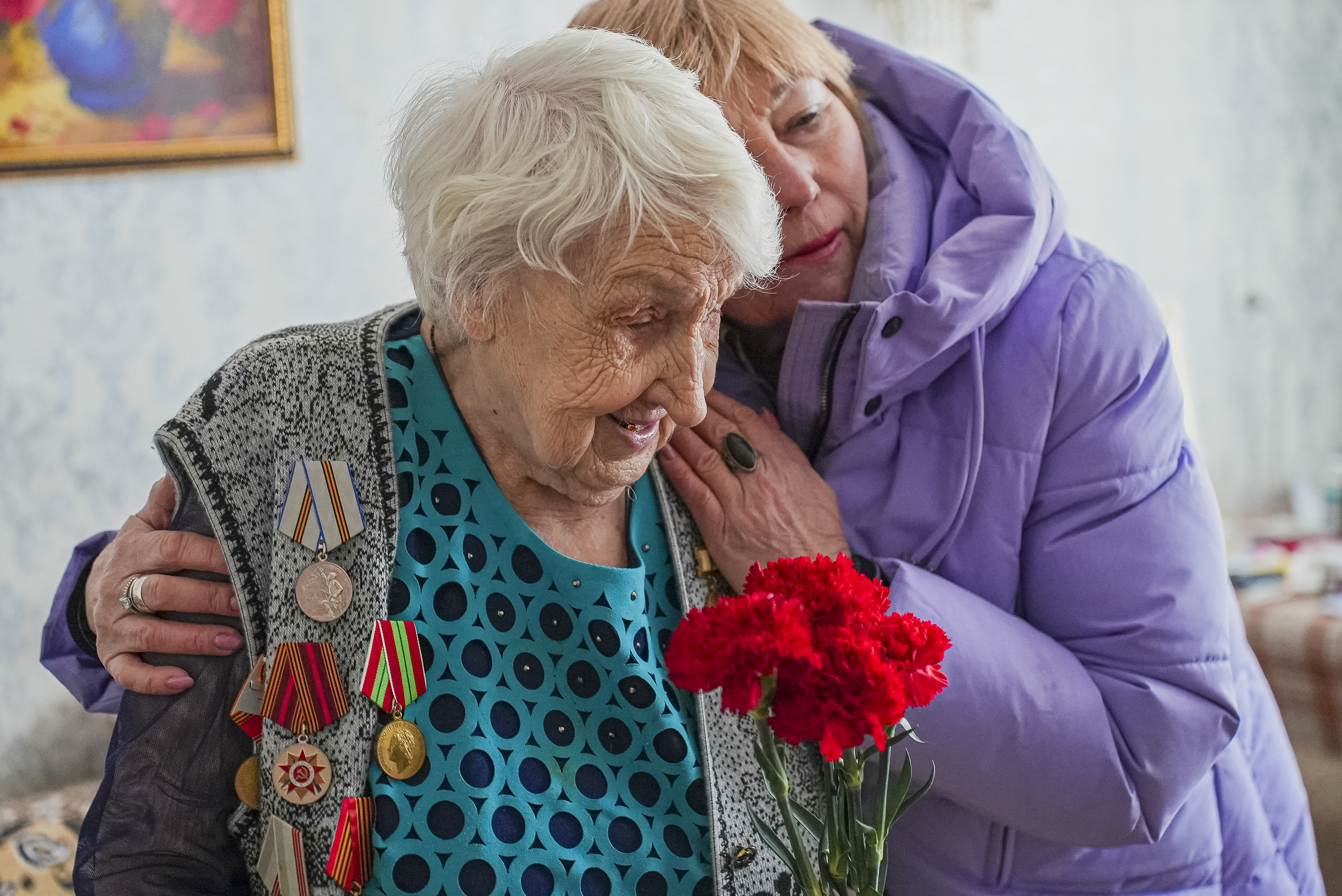 В Кольцово поздравили свидетельниц блокады Ленинграда