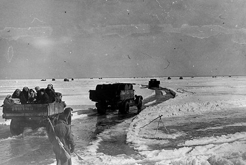 Интервью с блокадницами Людмилой Виноградовой и Светланой Кожамкуловой (Видео)