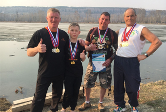 Кольцовцы — герои чемпионата по зимнему плаванию