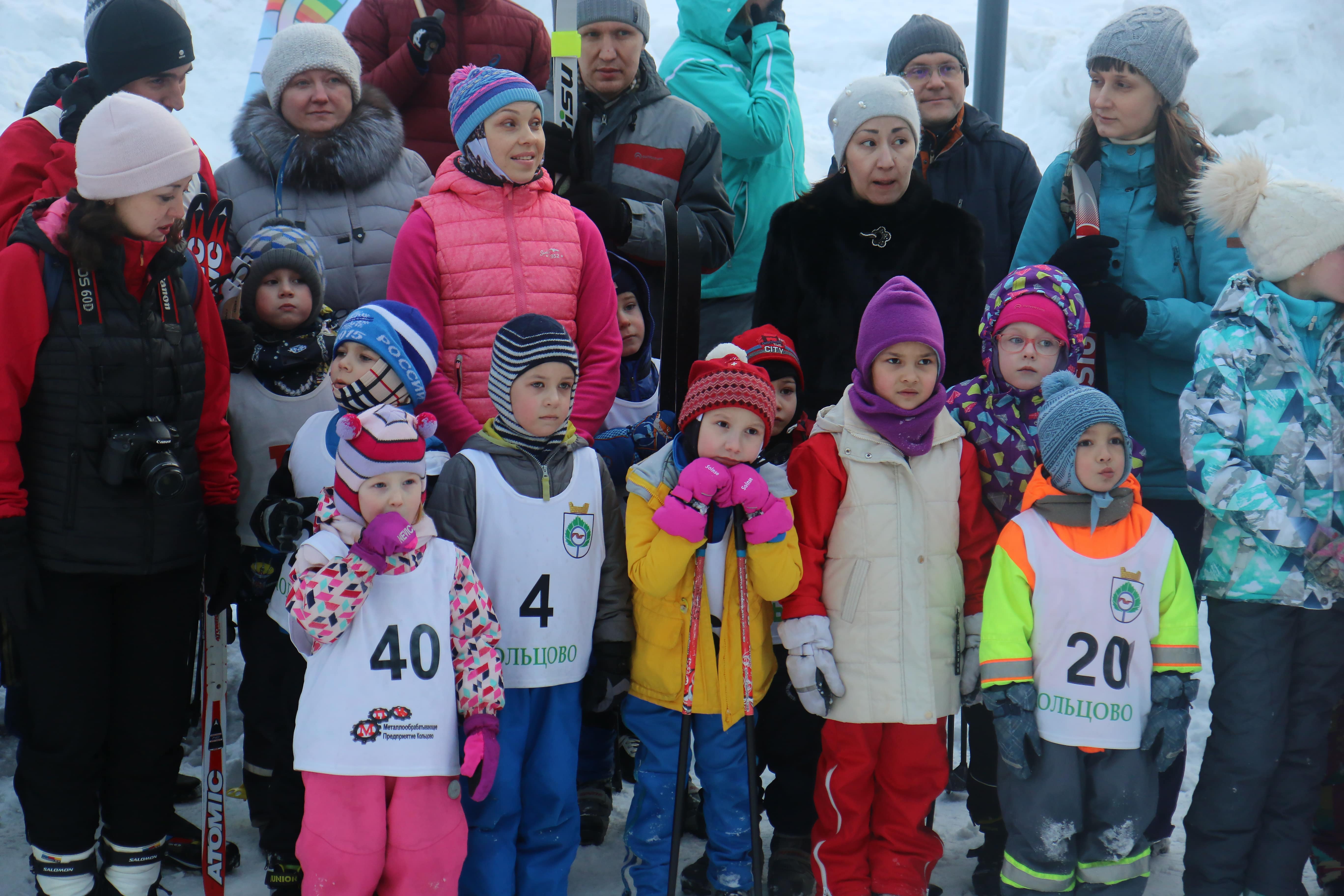 Дошкольники и их родители участвовали в Фестивале лыжного спорта