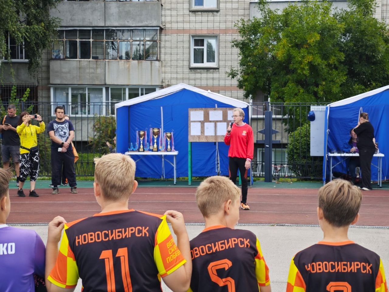 Состоялся футбольный турнир на призы мэра Кольцово