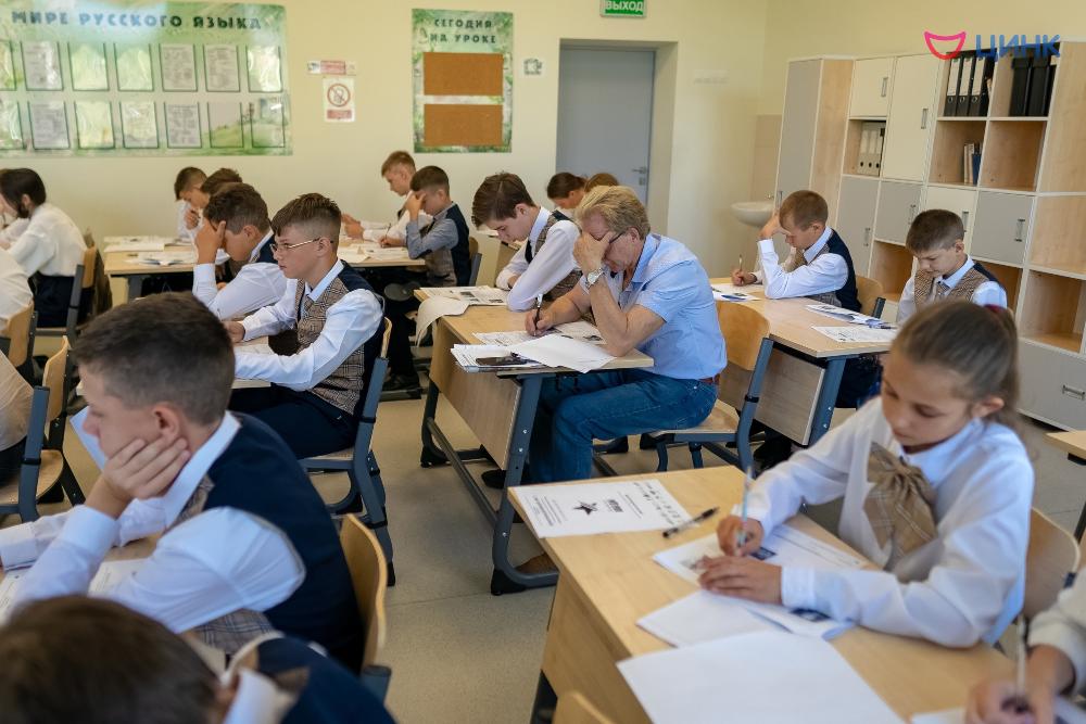 В Кольцово прошел международный «Диктант Победы»