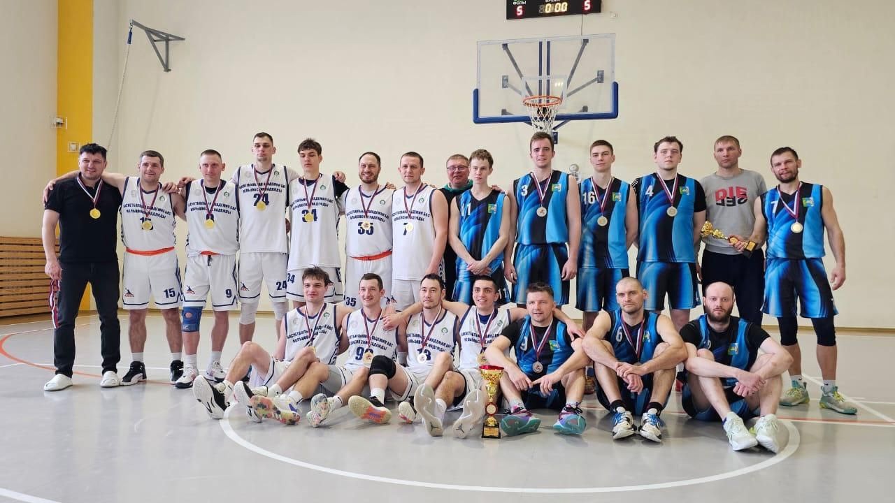Спортсмены Кольцово выиграли областной чемпионат по баскетболу