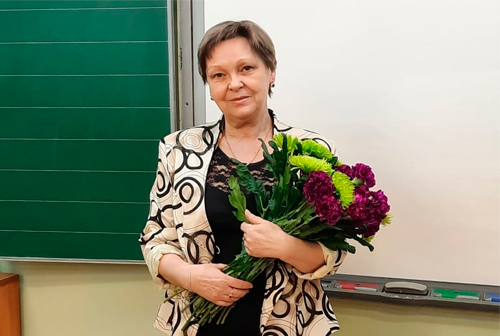 60-летний юбилей празднует Ирина Жолобова