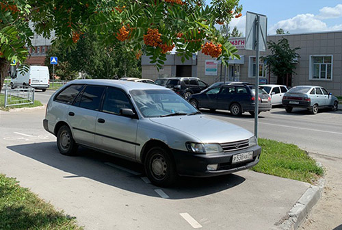 Очередной автомобиль припарковался у «Егорки»