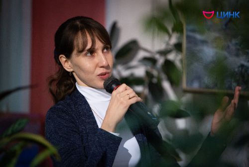 В Кольцово открылась межрегиональная выставка «Все начинается с мечты»