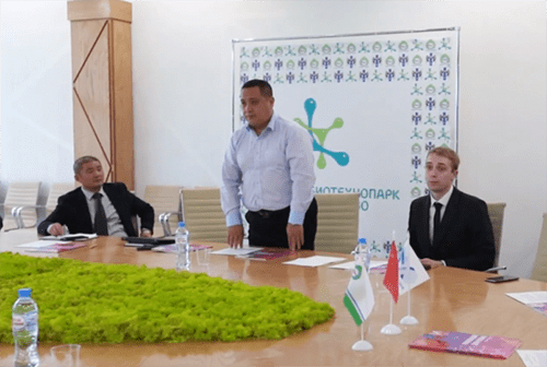 Представители госкомпании Китая посетили наукоград Кольцово (видео)
